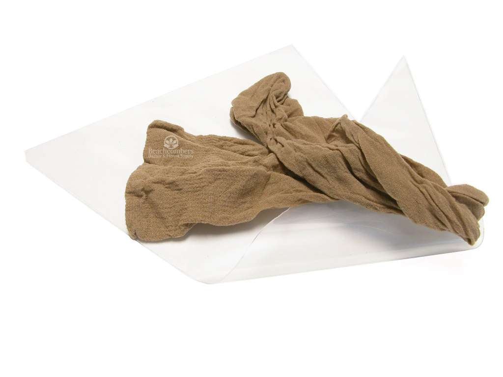 Picture of a clear carrot bag and a nylon