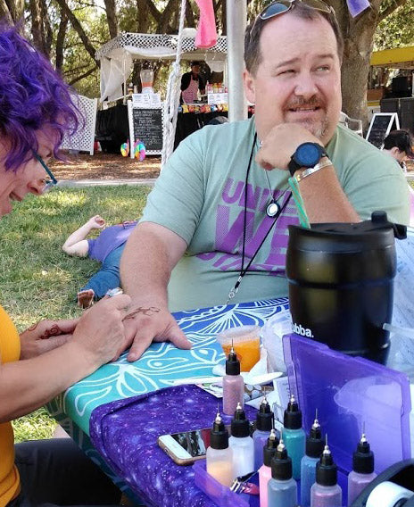 Build Your Own Henna Kit: What You Really Need